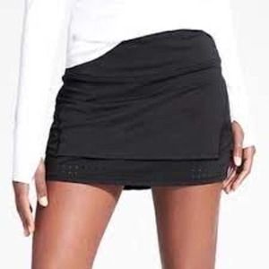 Athleta Stealth Tru Cool Black Tiered Perforated Tennis Skort Skirt